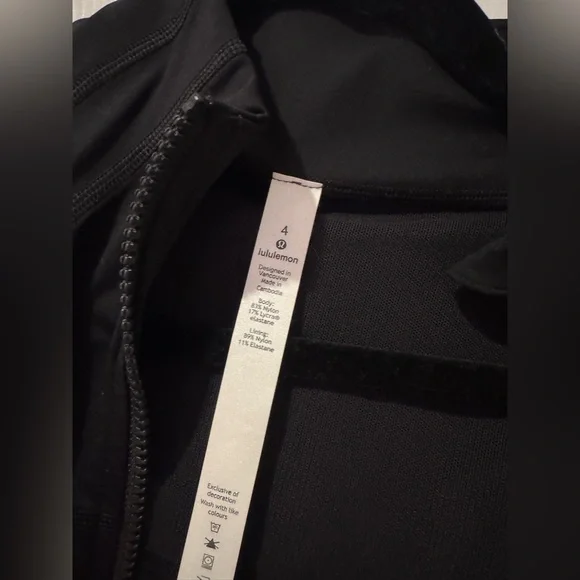 Lululemon Define Jacket - Nulux Material Size 4 - Picture 3 of 5